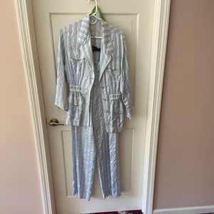 Etro is so beautiful 100% silk pant suit